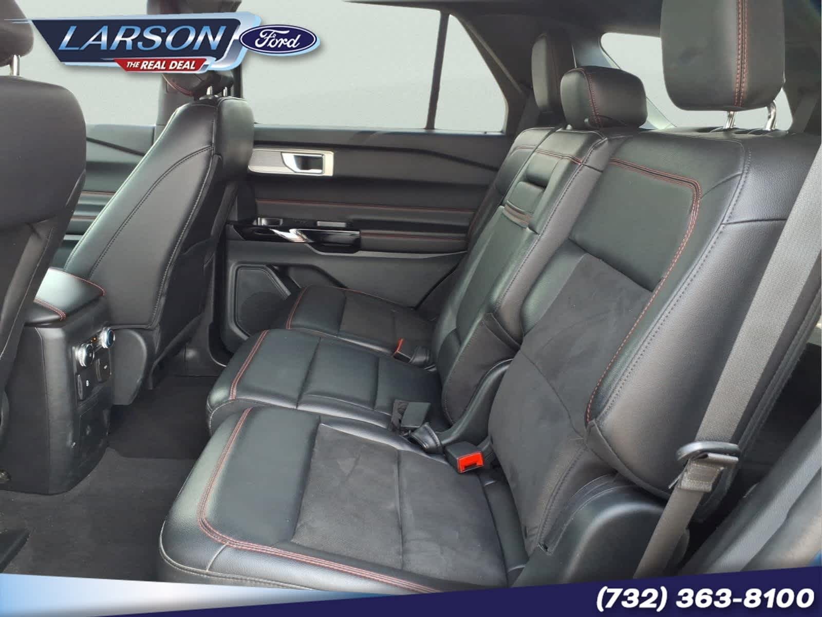 2023 Ford Explorer ST-Line
