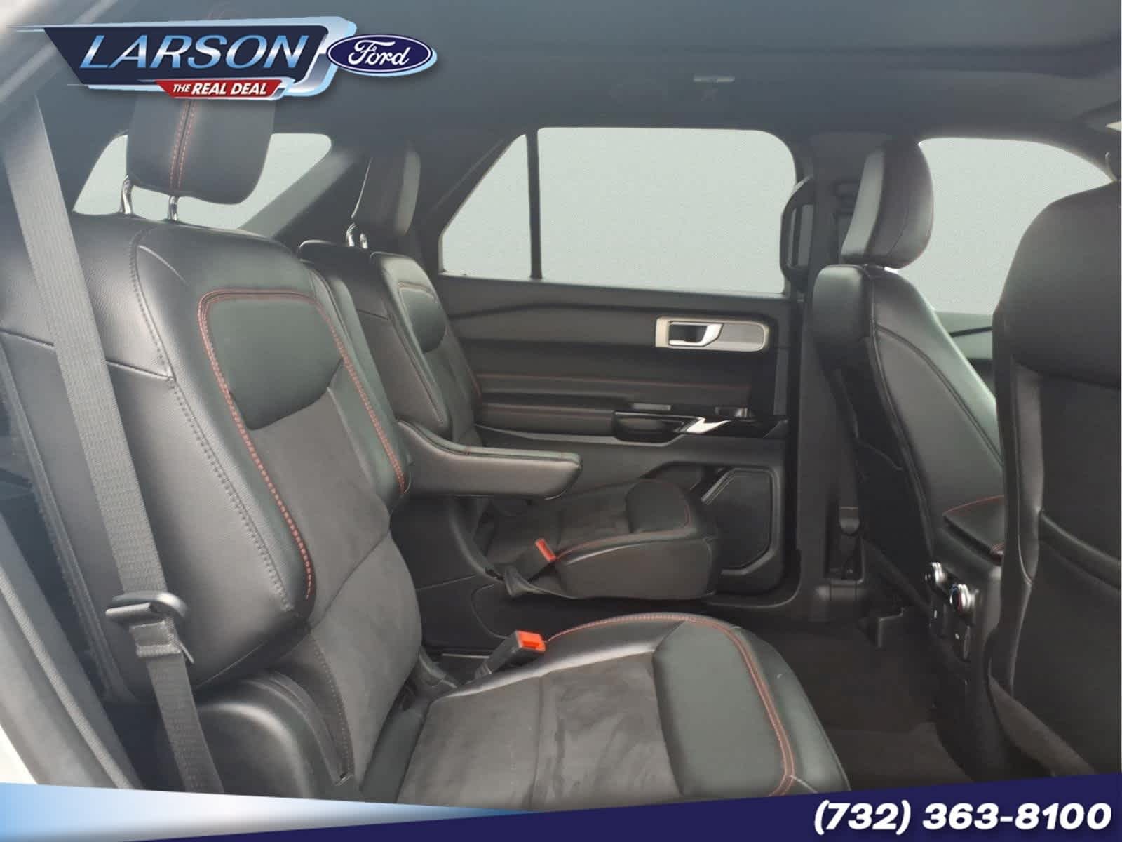 2023 Ford Explorer ST-Line
