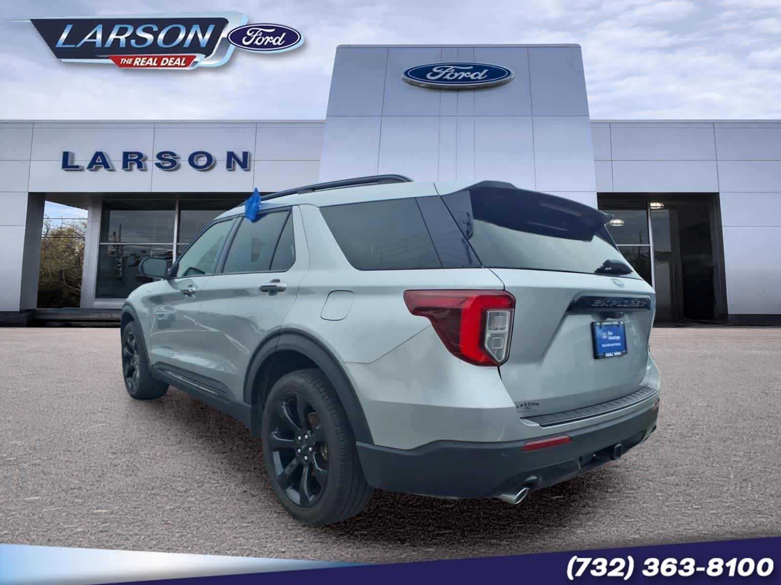 2023 Ford Explorer ST-Line