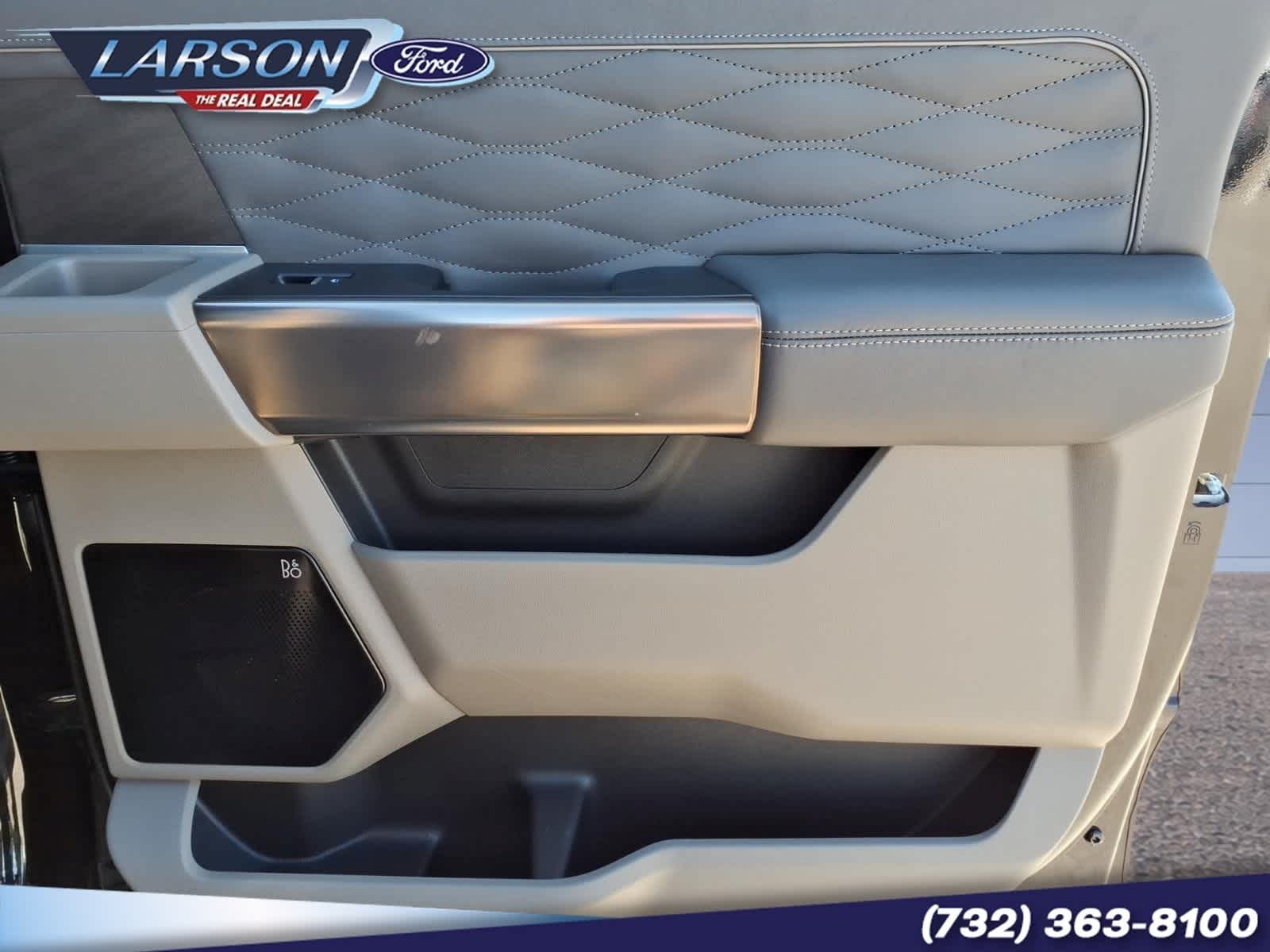 2026 Ford Super Duty F-350 DRW Pickup Platinum