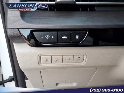 2024 Kia Carnival EX