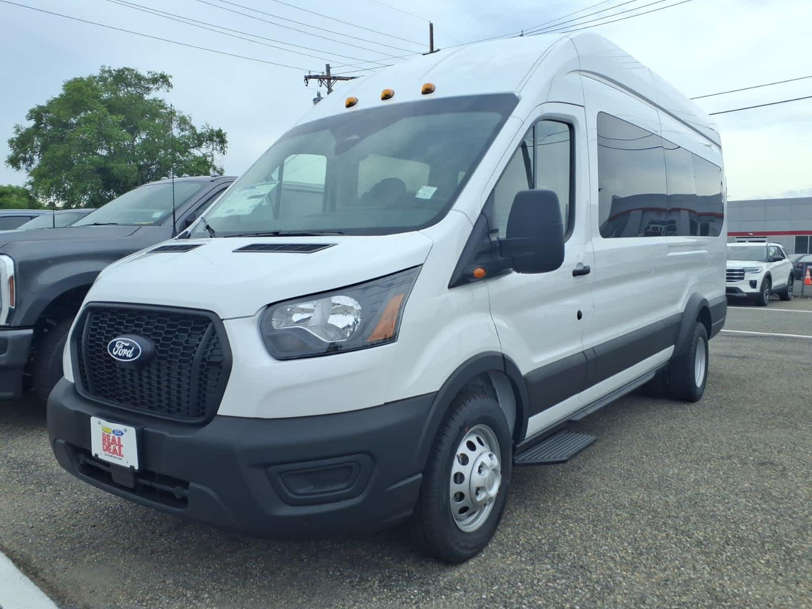 2026 Ford Transit Passenger XL