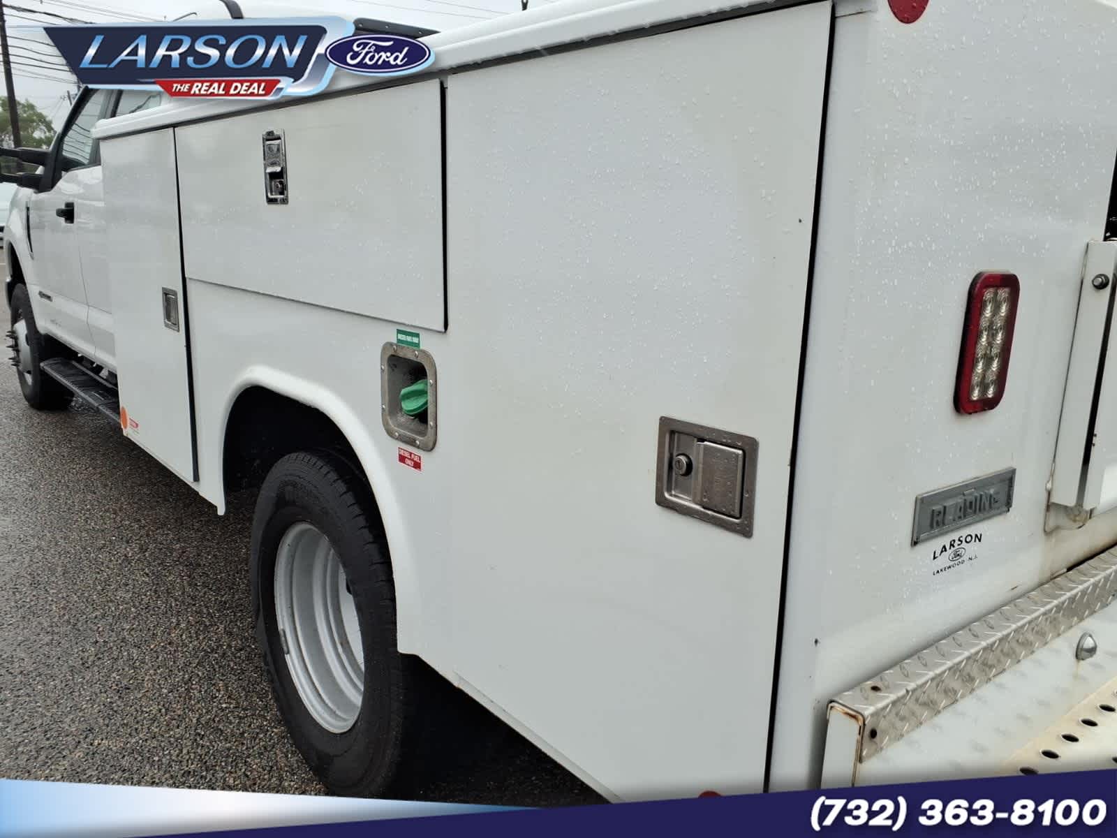 2019 Ford Super Duty F-350 DRW Chassis Cab XL