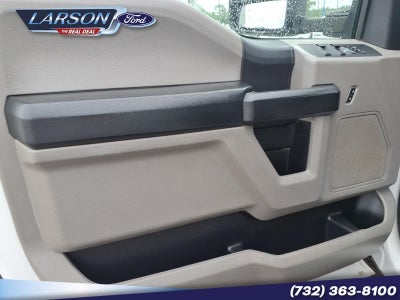 2019 Ford Super Duty F-350 DRW Chassis Cab XL