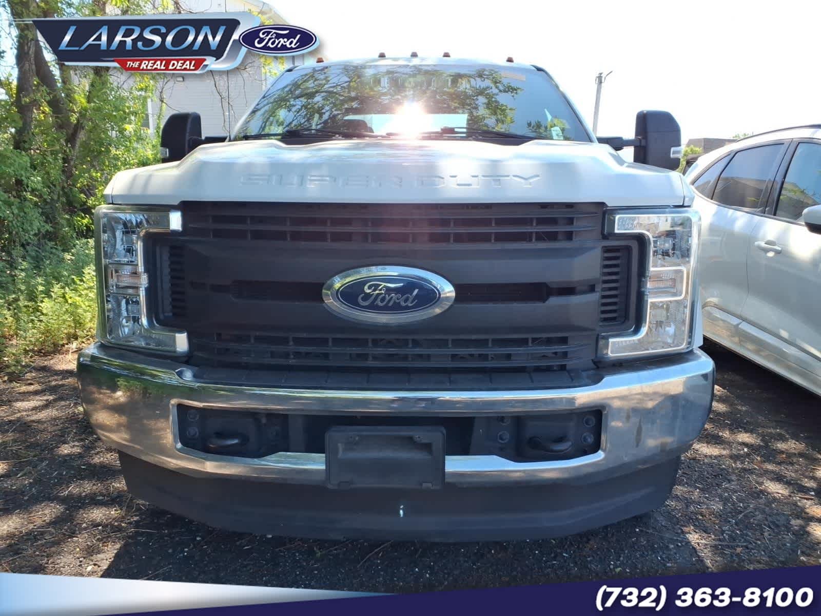 2019 Ford Super Duty F-350 DRW Chassis Cab XL