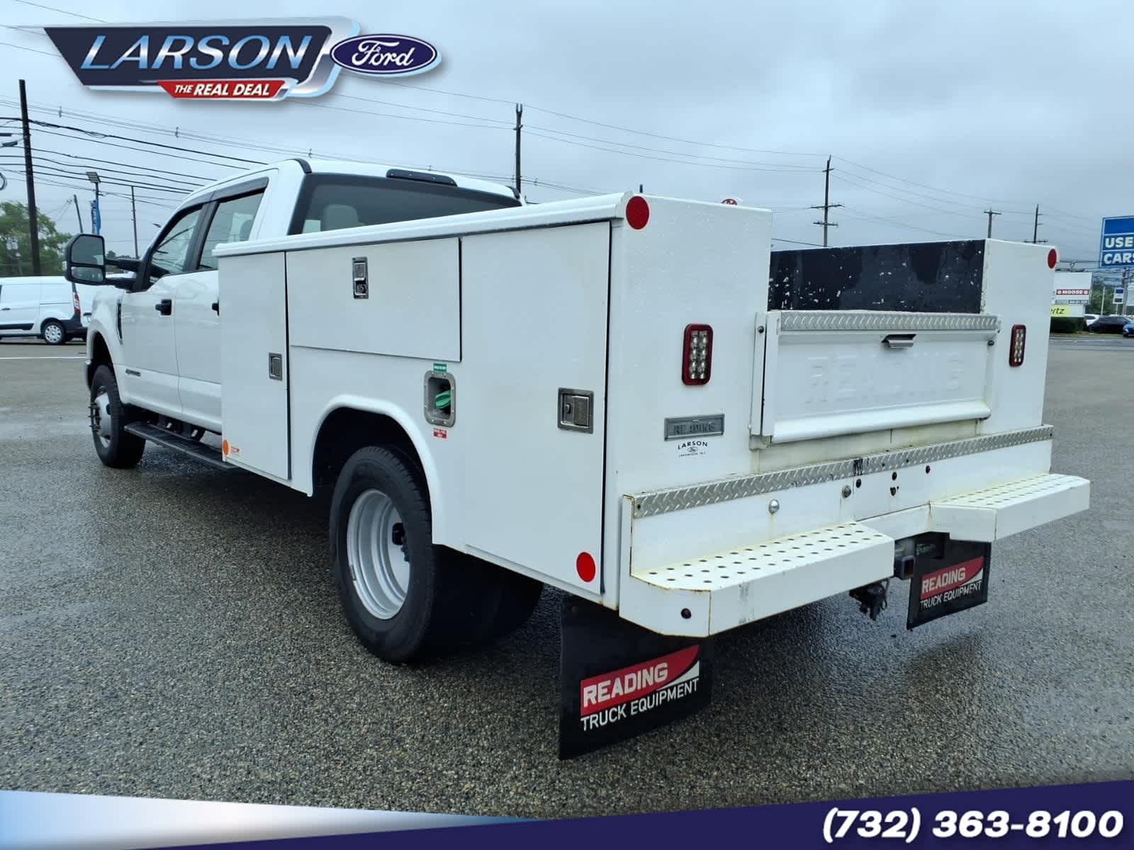 2019 Ford Super Duty F-350 DRW Chassis Cab XL