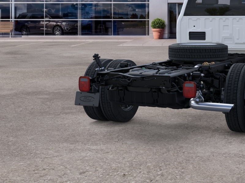 2026 Ford Super Duty F-550 DRW XL