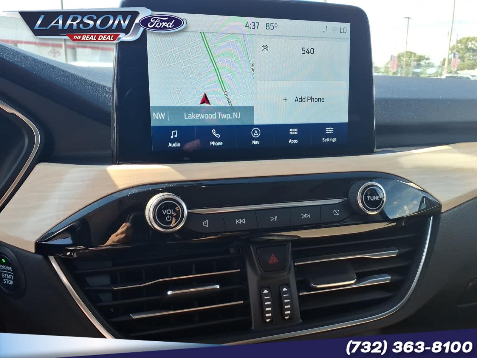 2022 Ford Escape Titanium