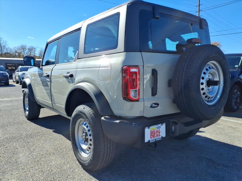 2025 Ford Bronco Base