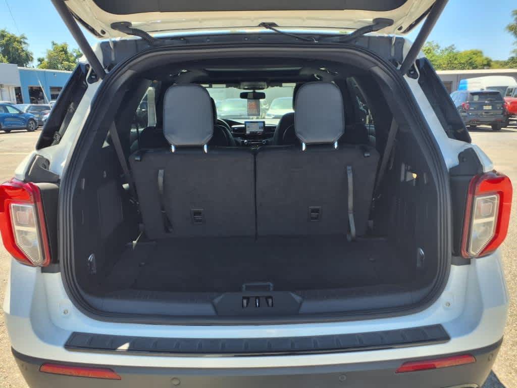 2023 Ford Explorer ST-Line