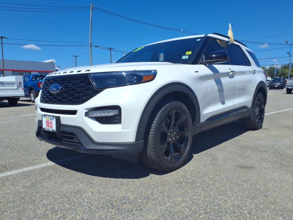 2023 Ford Explorer ST-Line