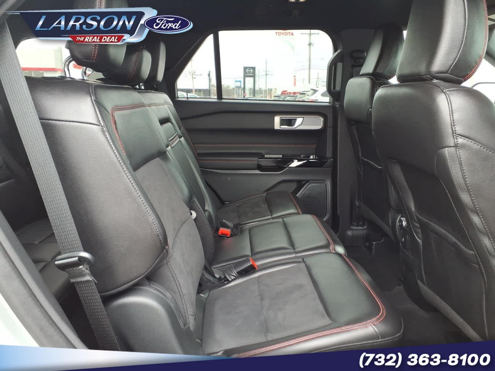 2023 Ford Explorer ST-Line