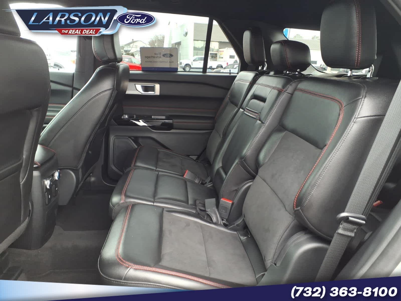 2023 Ford Explorer ST-Line