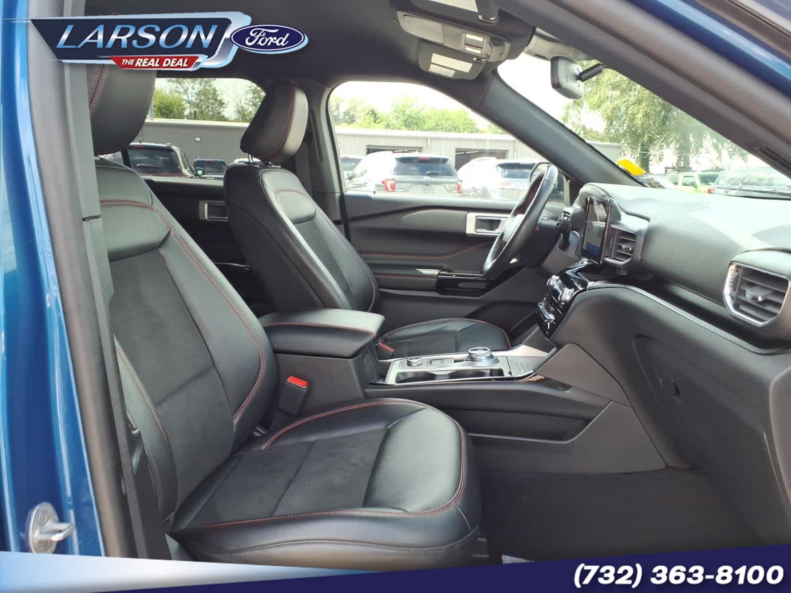 2023 Ford Explorer ST-Line
