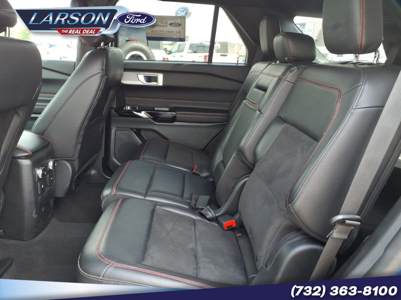 2023 Ford Explorer ST-Line