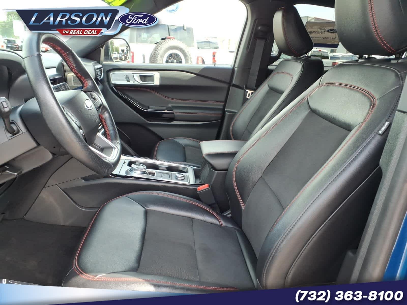2023 Ford Explorer ST-Line