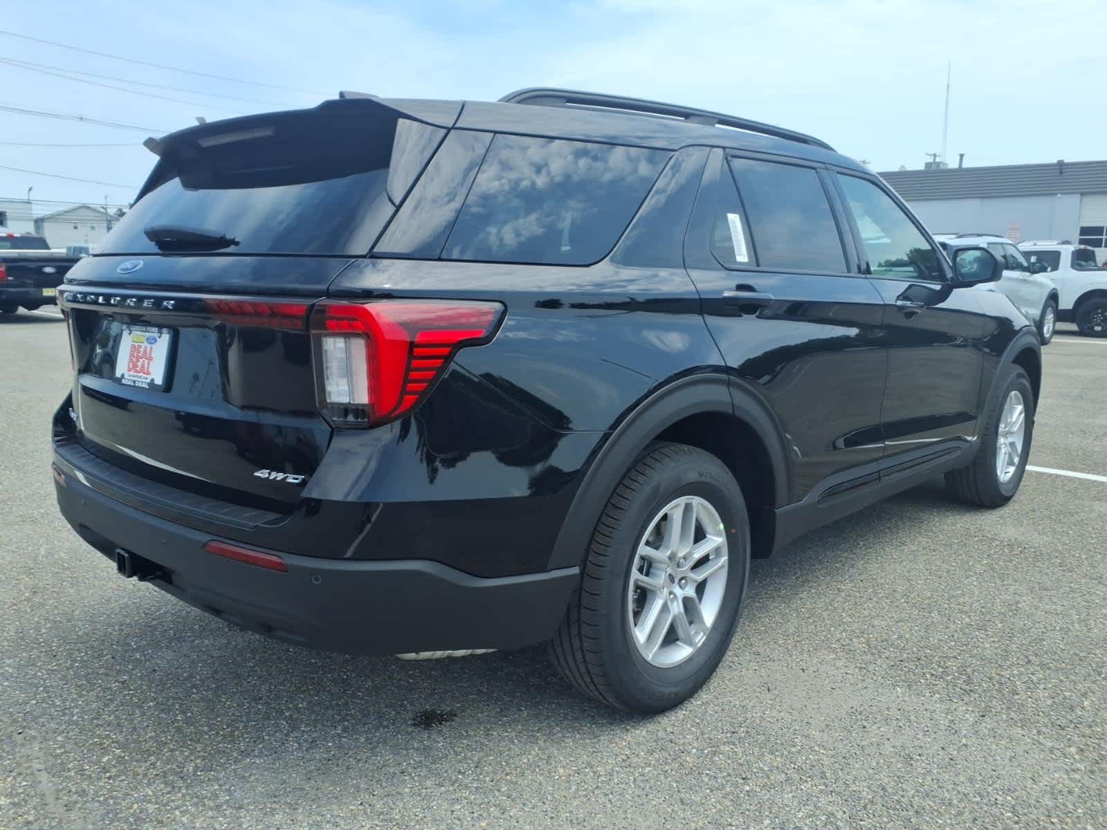 2026 Ford Explorer Active w/200A Pkg