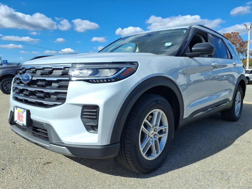 2026 Ford Explorer Active w/200A Pkg