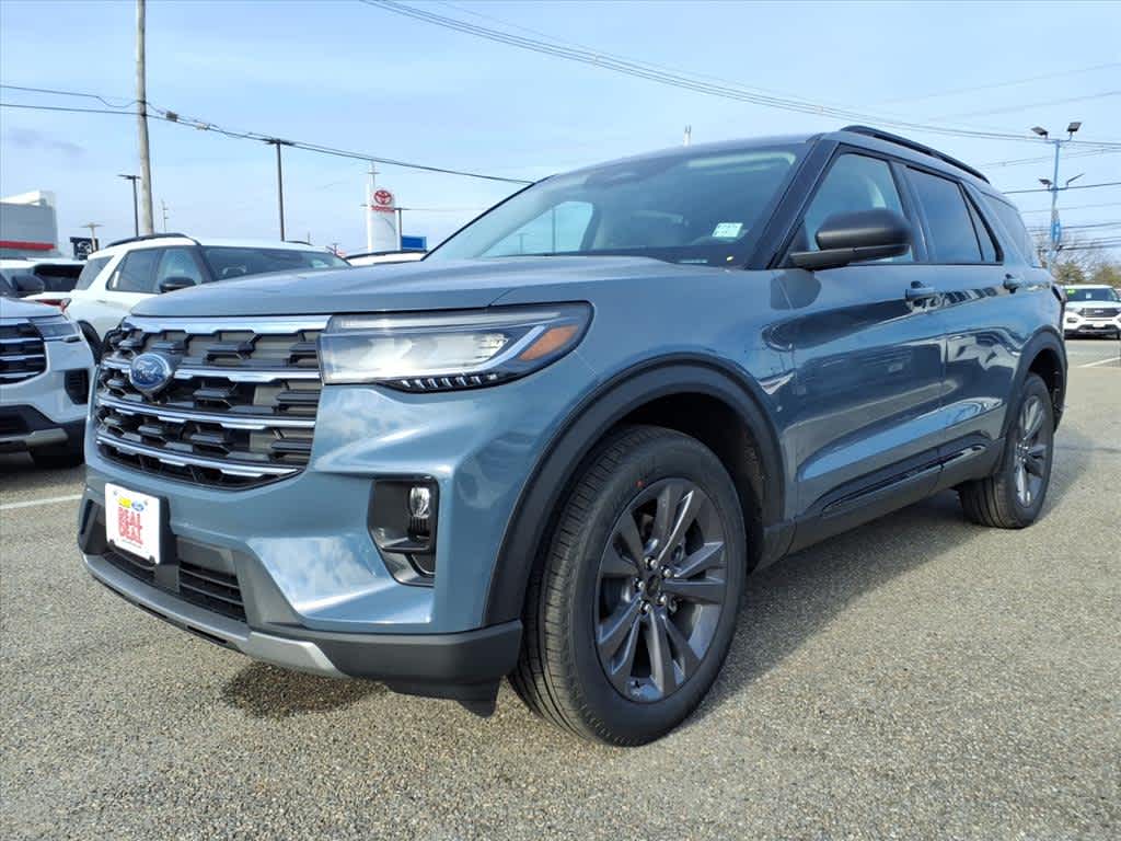 2026 Ford Explorer Active w/200A Pkg