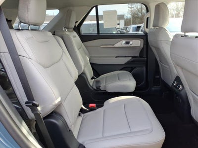 2026 Ford Explorer Active w/200A Pkg