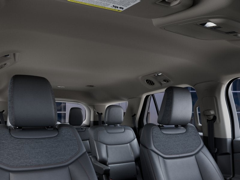 2027 Ford Explorer Active w/200A Pkg