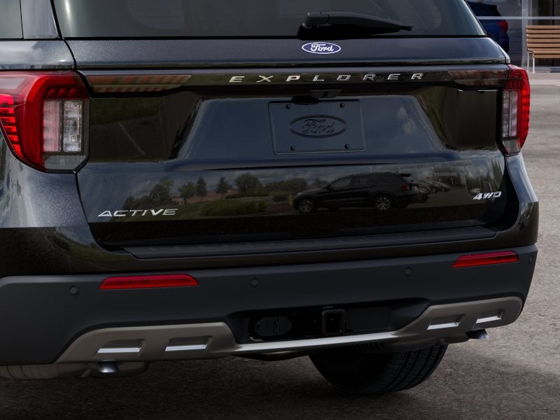2027 Ford Explorer Active w/200A Pkg