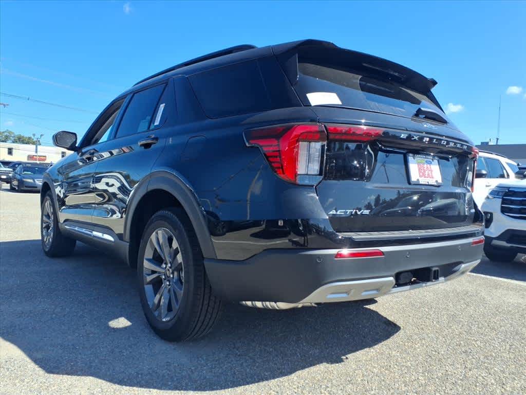 2025 Ford Explorer Active