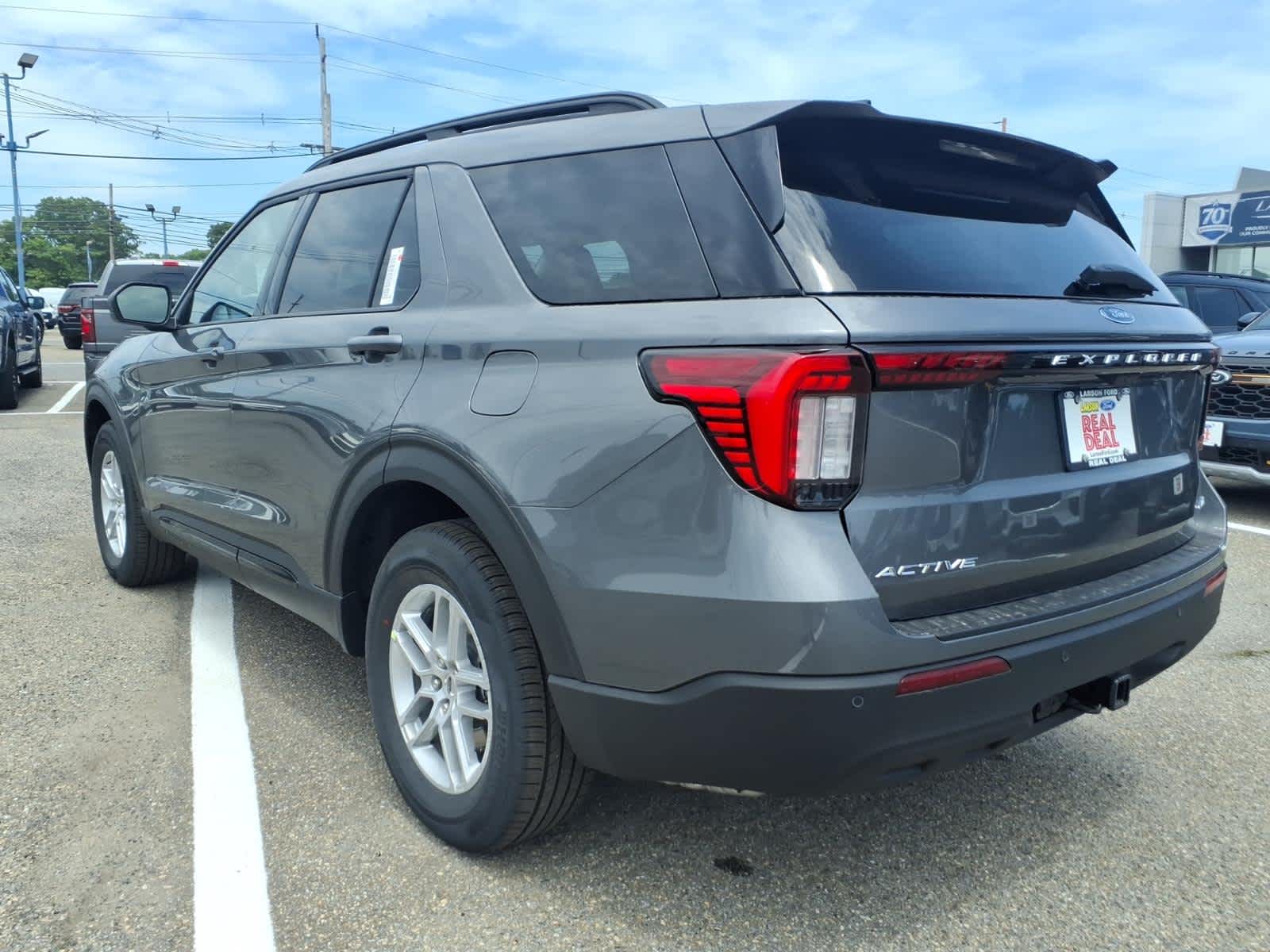 2026 Ford Explorer Active w/200A Pkg