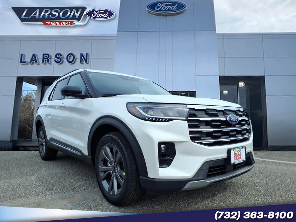 2025 Ford Explorer Active
