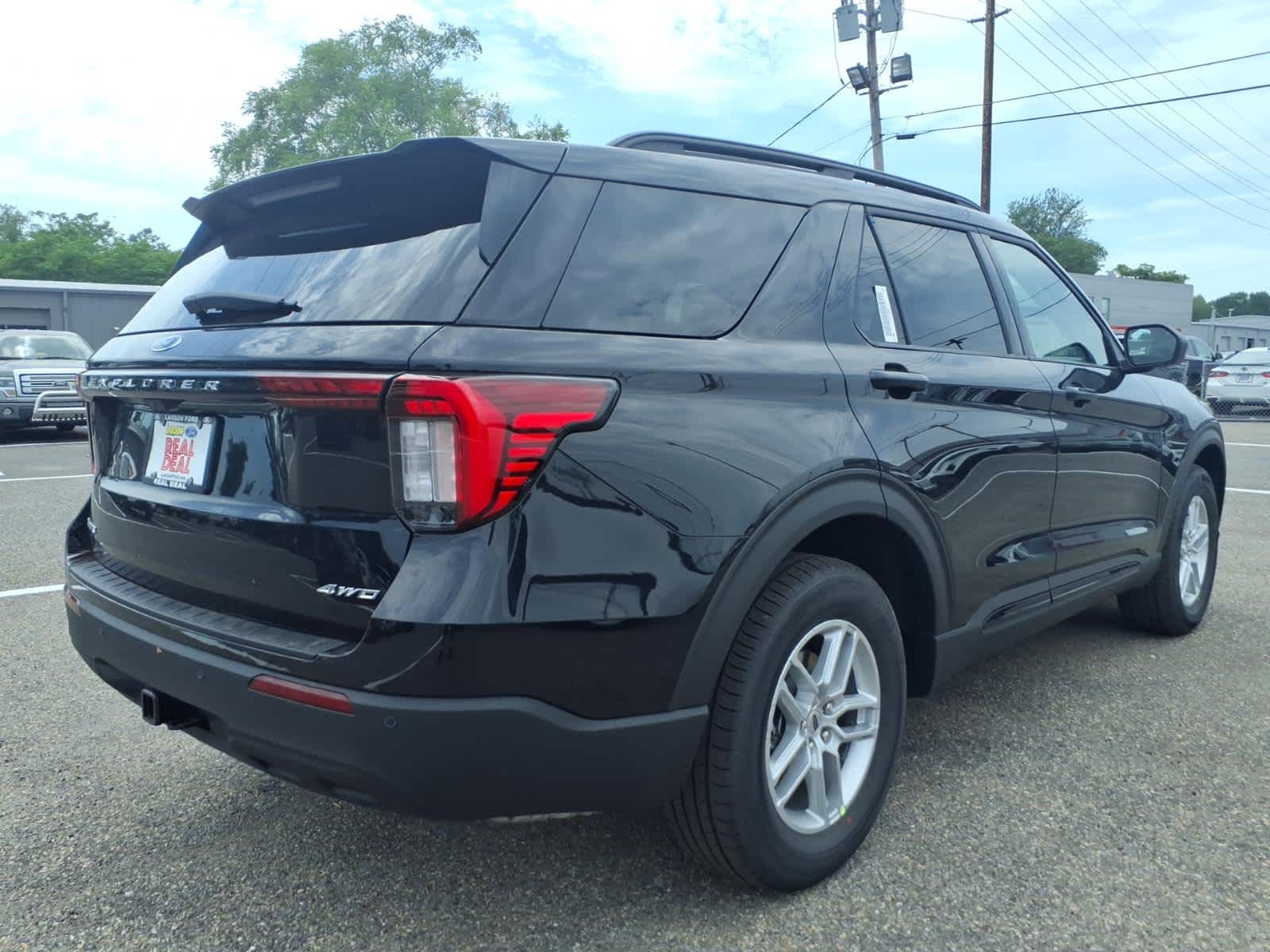 2026 Ford Explorer Active w/200A Pkg