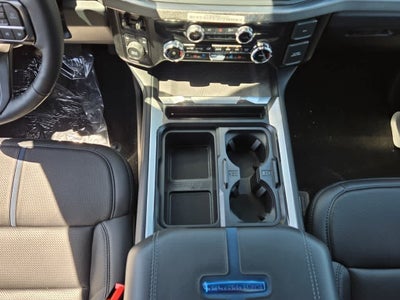 2025 Ford Super Duty F-250 SRW Platinum