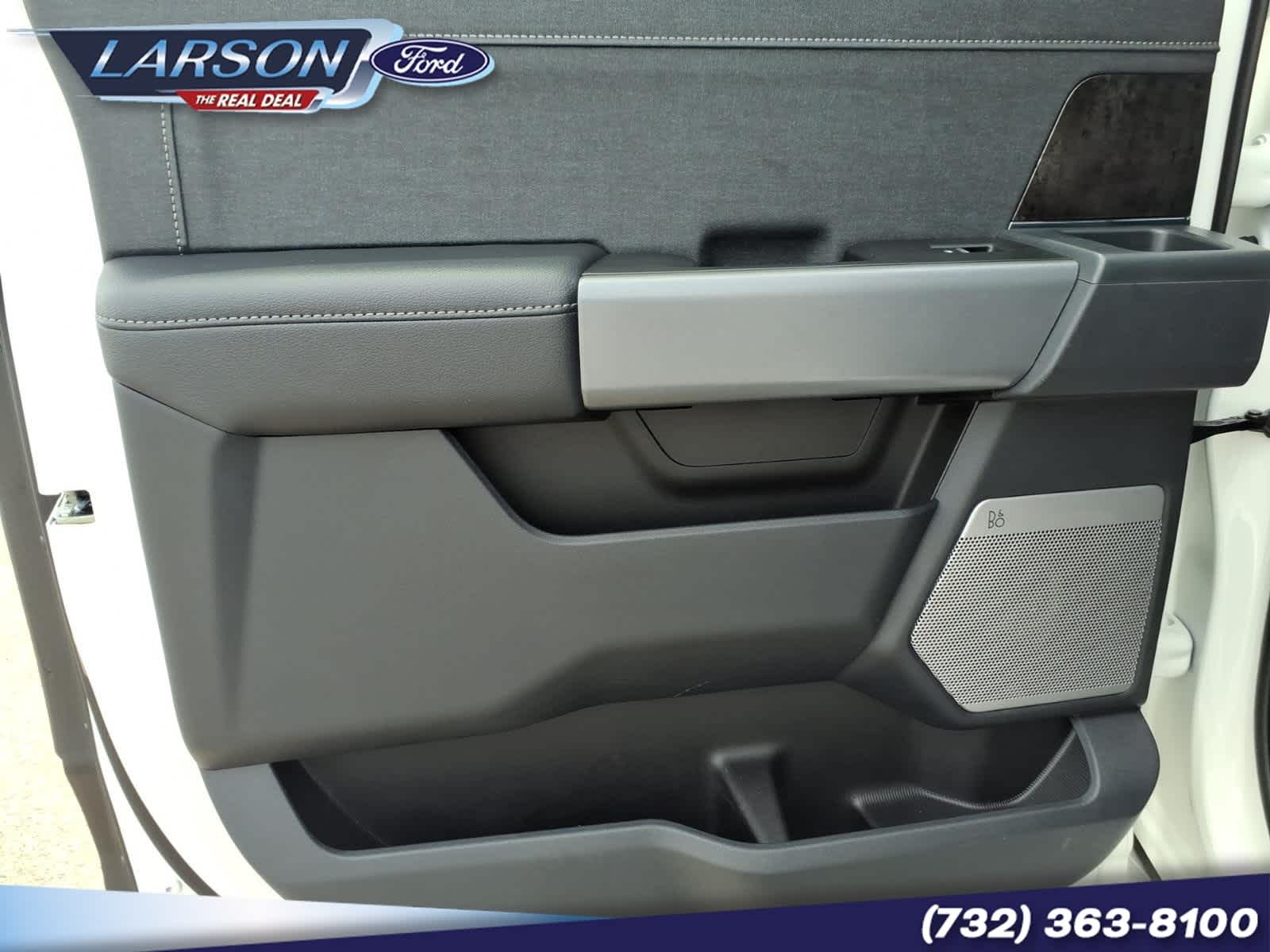 2023 Ford Super Duty F-250 Pickup LARIAT