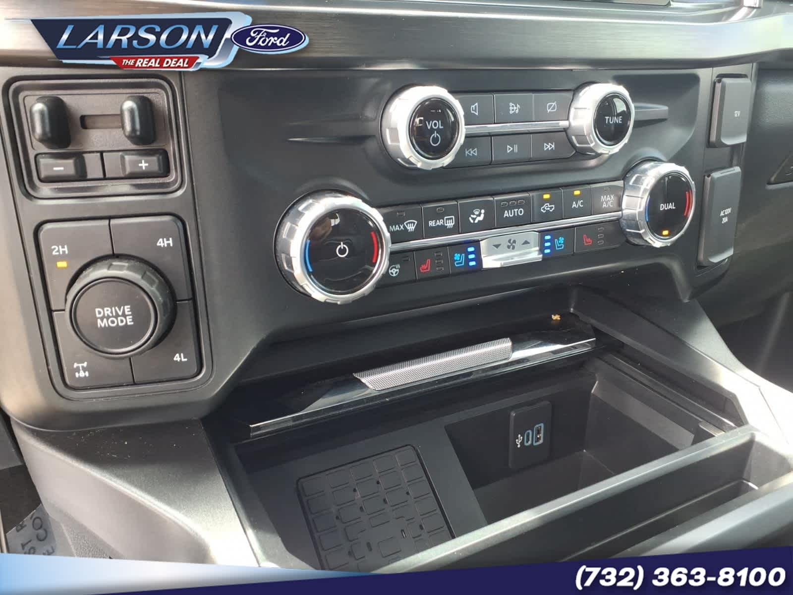 2023 Ford Super Duty F-250 Pickup LARIAT