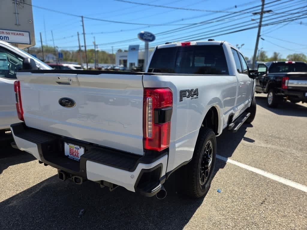 2025 Ford Super Duty F-350 SRW XLT