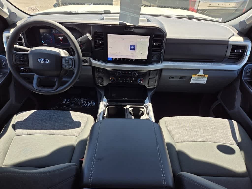 2025 Ford Super Duty F-350 SRW XLT