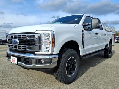 2026 Ford Super Duty F-350 SRW F-350® XLT