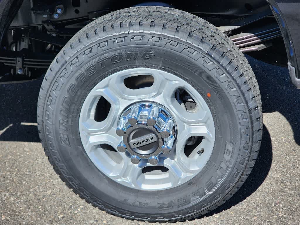 2025 Ford Super Duty F-350 SRW XLT