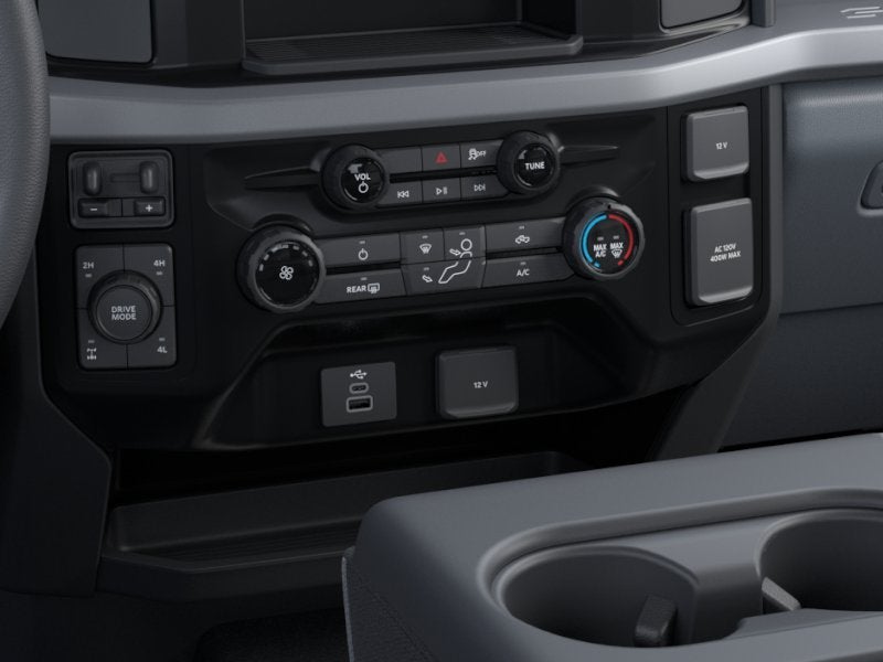 2026 Ford Super Duty F-350 SRW XLT