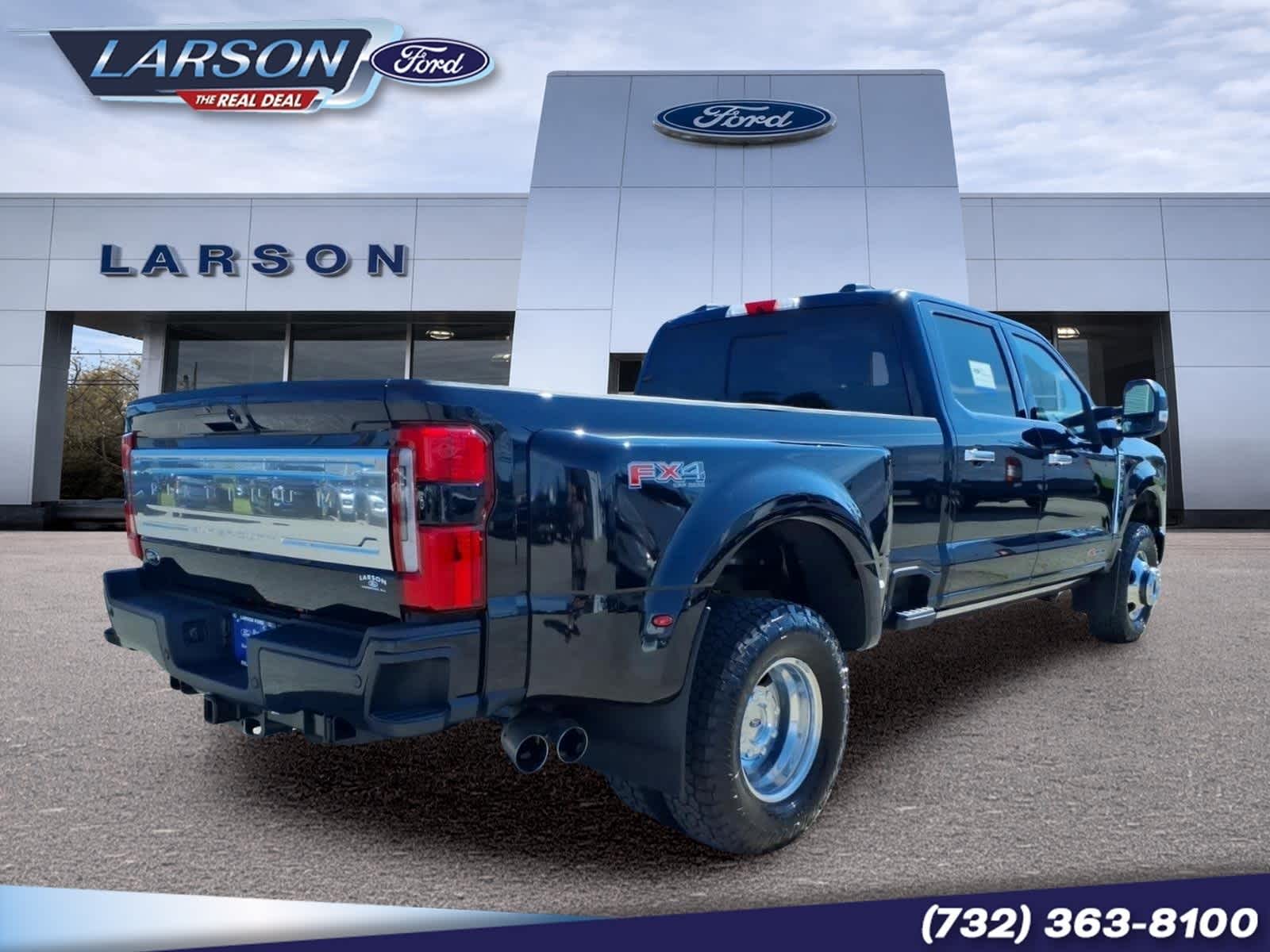 2026 Ford Super Duty F-350 DRW Pickup Platinum