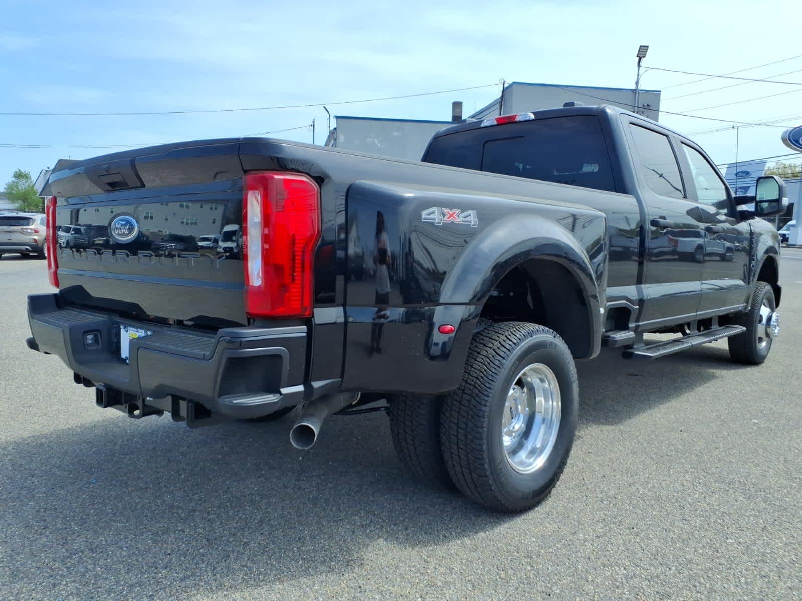 2026 Ford Super Duty F-350 DRW XL