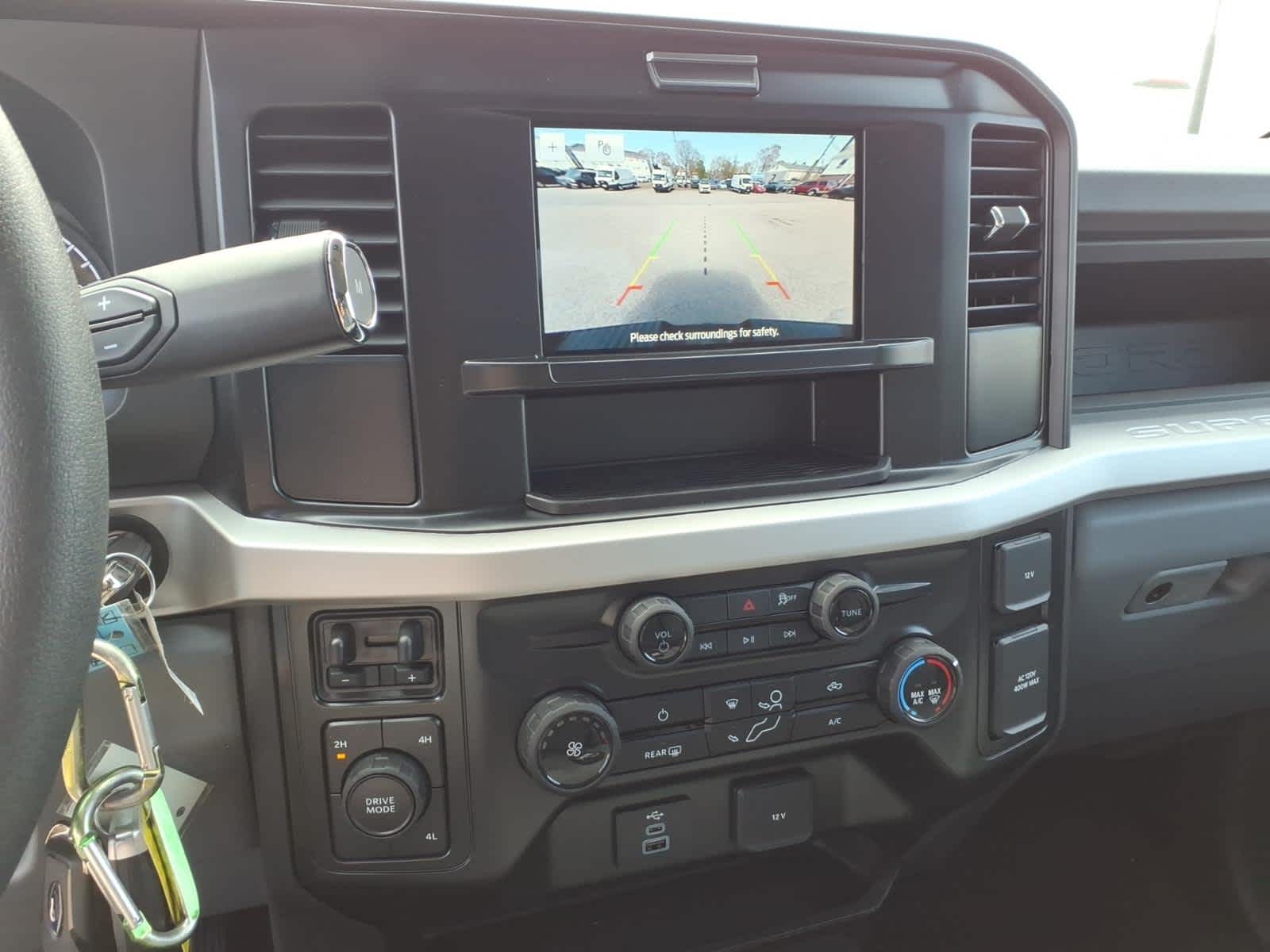 2026 Ford Super Duty F-350 DRW XL
