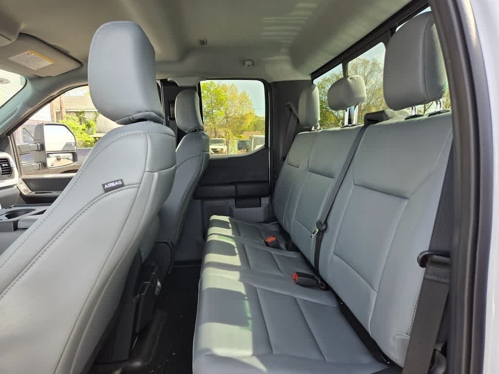 2025 Ford Super Duty F-250 SRW XL