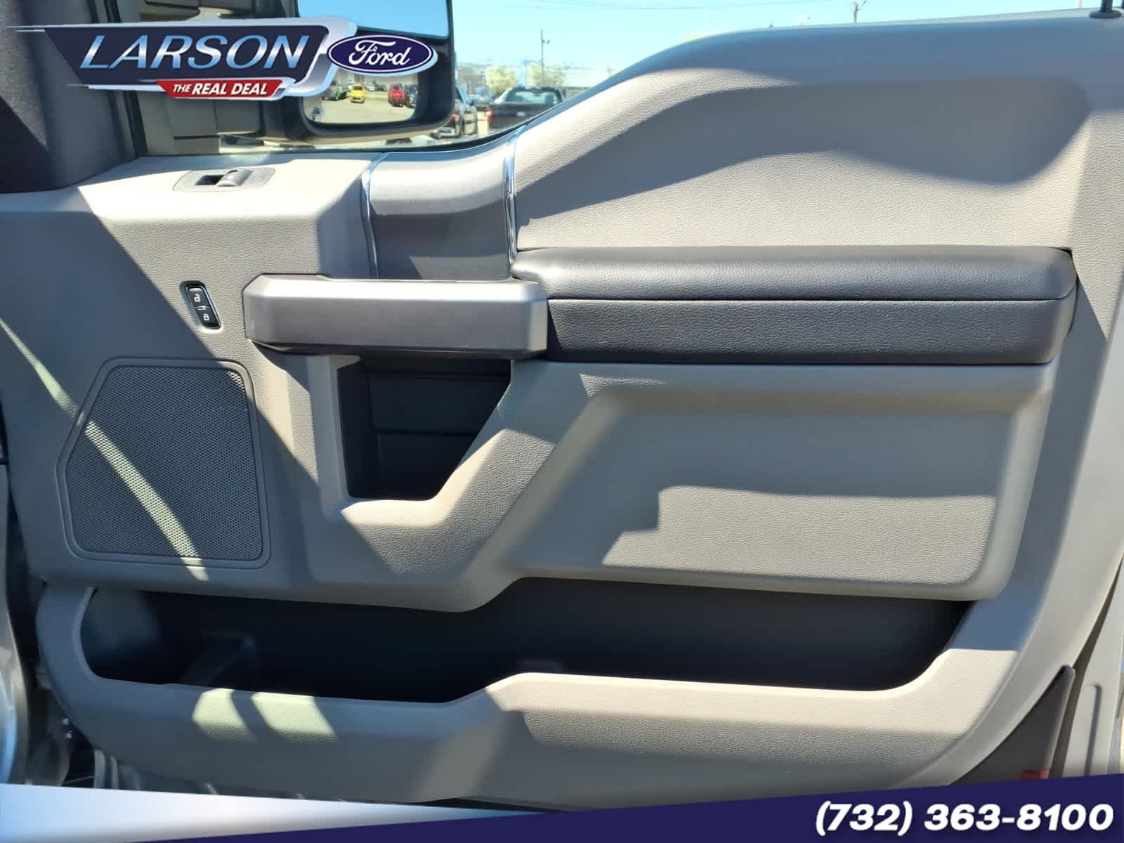 2022 Ford Super Duty F-350 SRW Pickup XLT