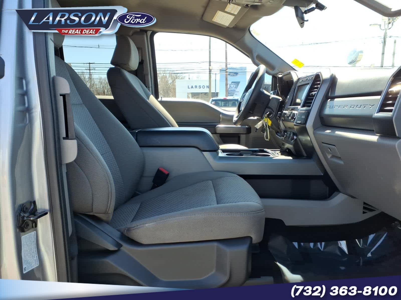 2022 Ford Super Duty F-350 SRW Pickup XLT