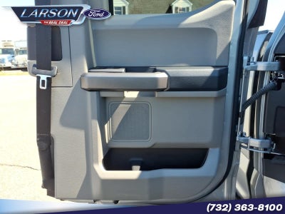 2022 Ford Super Duty F-350 SRW Pickup XLT