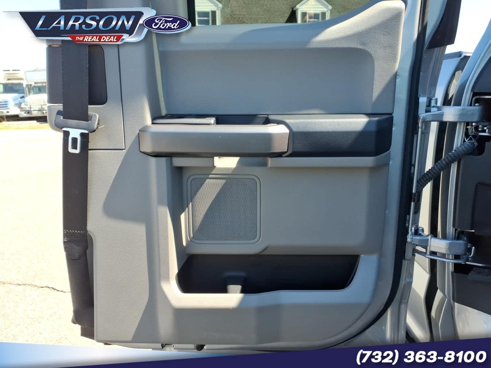 2022 Ford Super Duty F-350 SRW Pickup XLT