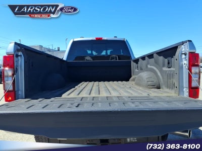 2022 Ford Super Duty F-350 SRW Pickup XLT