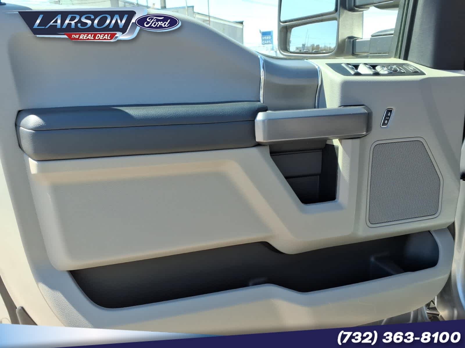 2022 Ford Super Duty F-350 SRW Pickup XLT