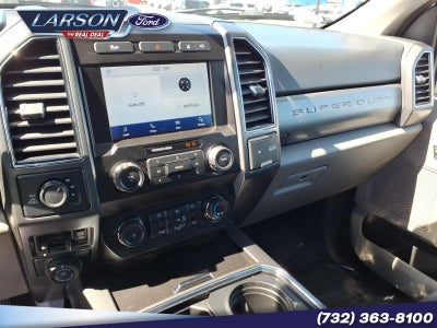 2022 Ford Super Duty F-350 SRW Pickup XLT