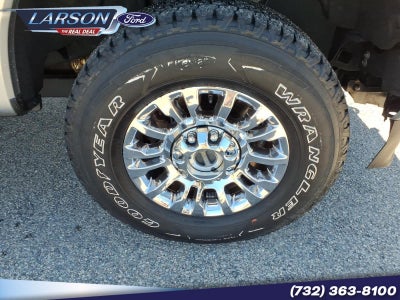 2022 Ford Super Duty F-350 SRW Pickup XLT